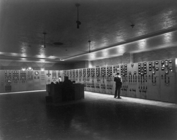 K-25 control room