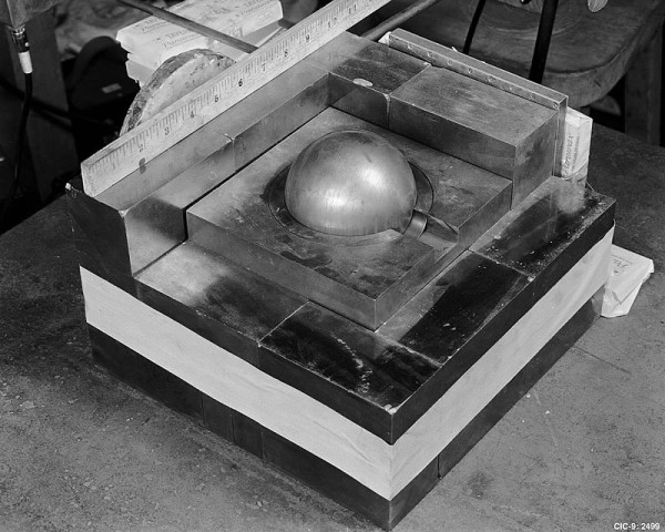 A mockup of the third core's experimental setup, August 21, 1945. (Source: Los Alamos)