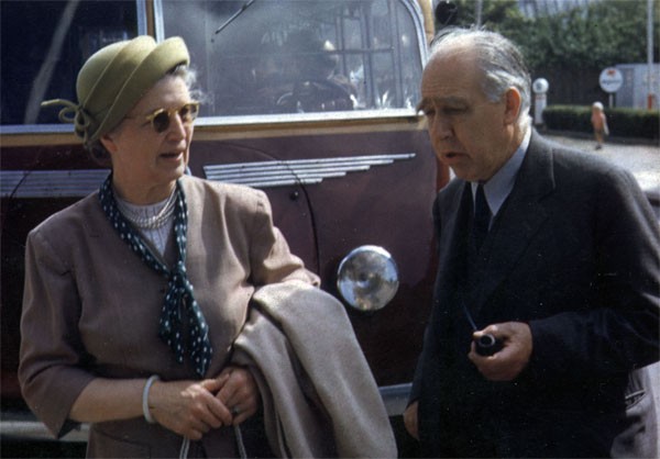 Margrethe and Niels Bohr converse in Copenhagen, 1947, in this extremely rare color photo. Source: Emilio Segrè Visual Archives, Niels Bohr Library, American Institute of Physics.